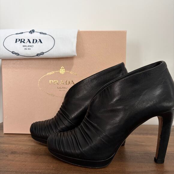 Prada Nappa Basic Nero Sz 39 US 9 Leather Ankle Heel Booties Box Dust Bag AUTH - Picture 1 of 13